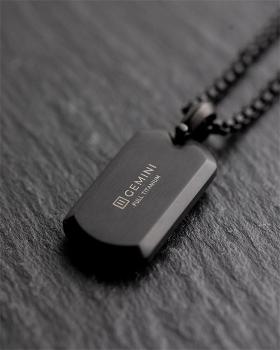 Preview: Volltitan-Halskette mit schwarzem Finish und Forged Carbon - Imperium Black Carbon